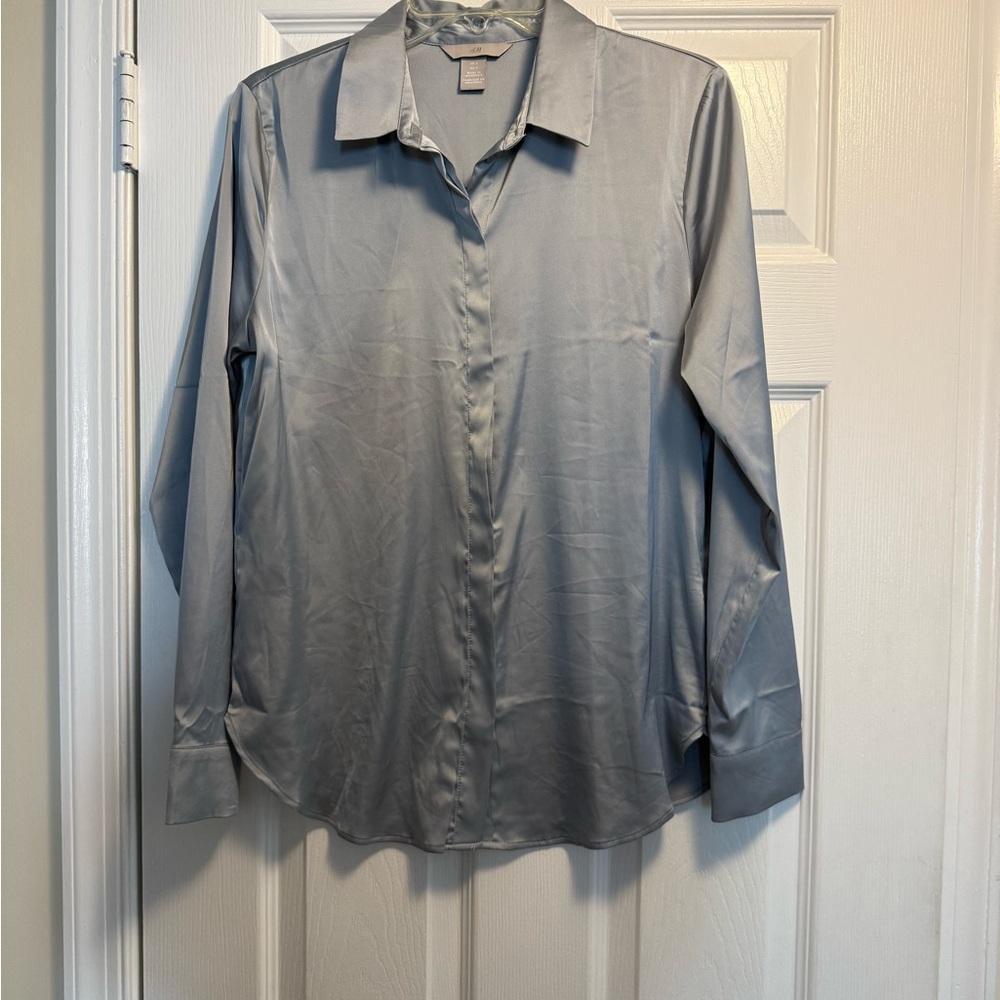 H&M Light Gray Shirt